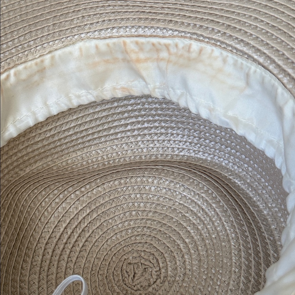 Amazing Wide Brim Bellisima Cream Lace Women's Hat Kentucky Derby Cottagecore - Picture 7 of 7